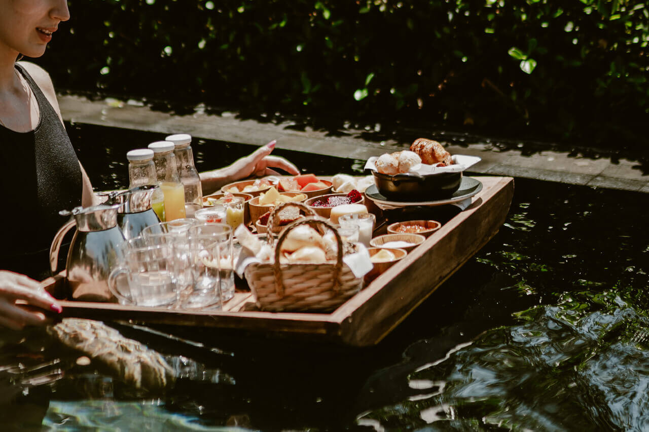 GASTRONOMIC EXPERIENCES